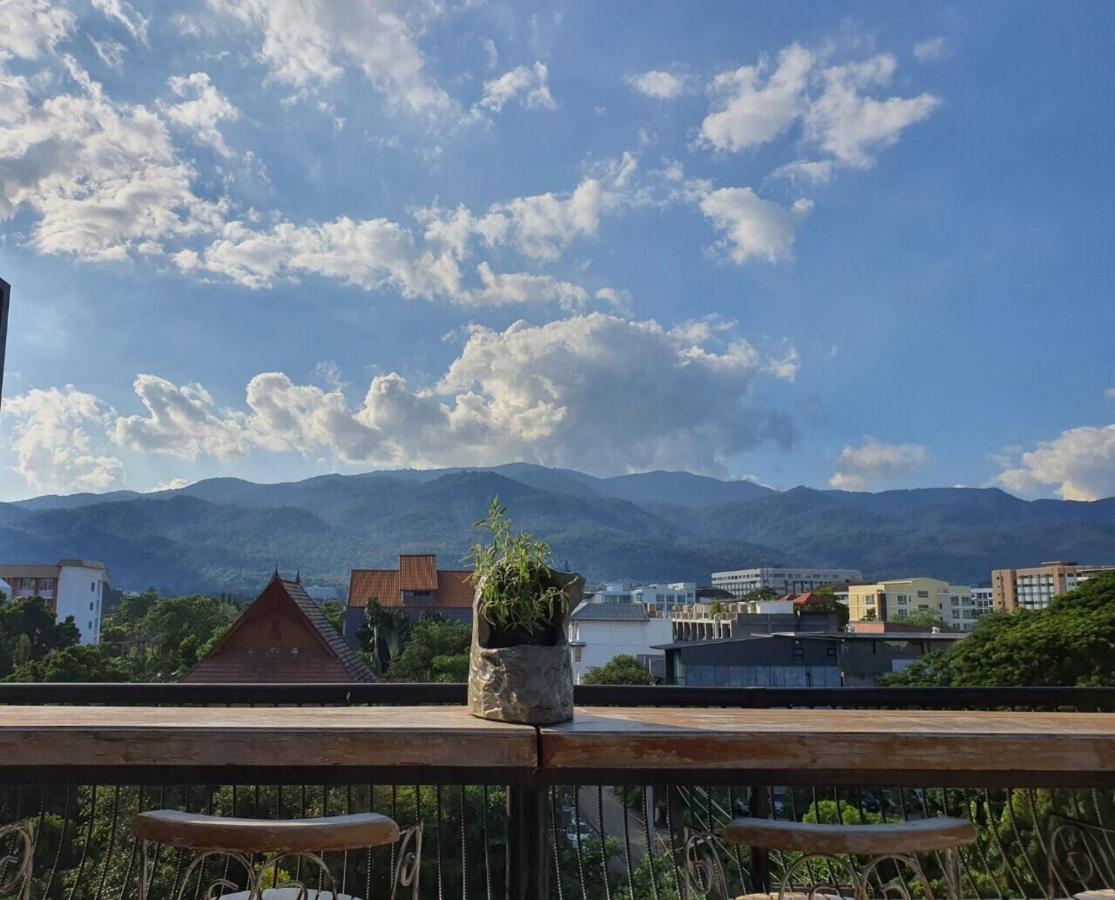 Hotel Yayee Chiang Mai Exterior foto