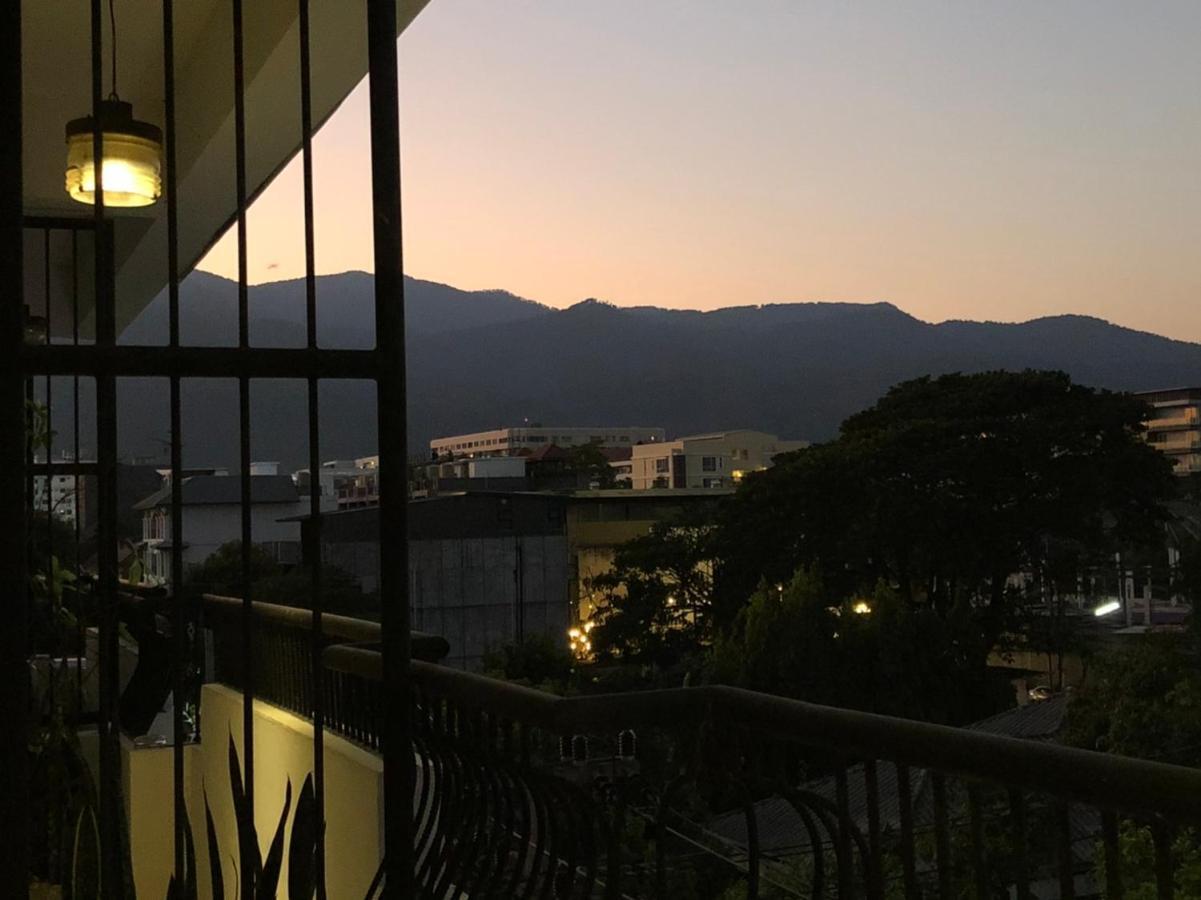 Hotel Yayee Chiang Mai Exterior foto